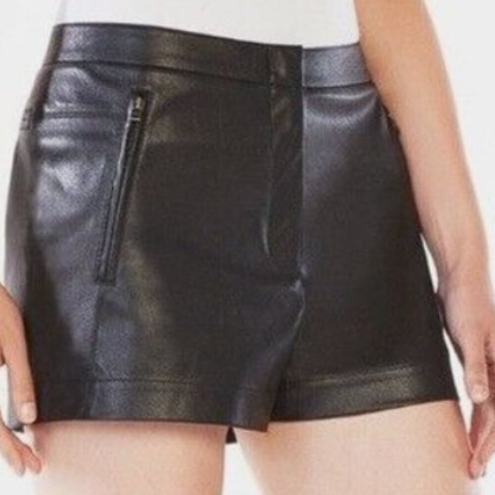 BCBG MaxA zria Black Polyurethane Mini Faux Leather Shorts Size 4 NWOT
